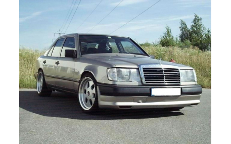 Решетка радиатора Mercedes E-class W124