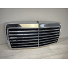Решетка радиатора Mercedes E-class W124
