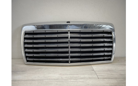 Решетка радиатора Mercedes E-class W124