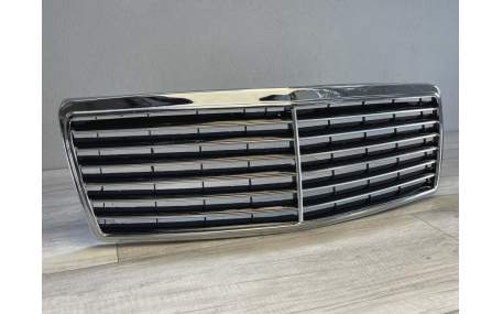 Решетка радиатора Mercedes S-class W140