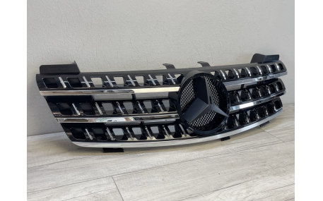 Решетка радиатора Mercedes ML-class W164 2006-2008
