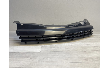 Решетка радиатора Opel Astra H 2004-2007