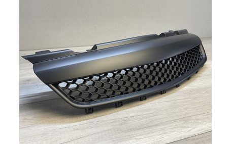 Решетка радиатора Opel Zafira B 2005-2008
