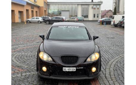 Решетка радиатора Seat 2005-2009