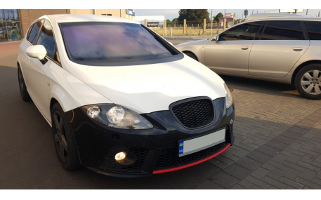 Решетка радиатора Seat 2005-2009