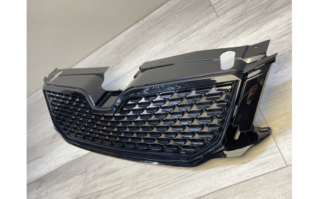 Решетка радиатора Skoda Octavia A7 2013-2017