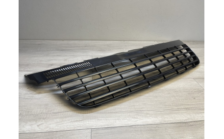 Решетка радиатора Volkswagen T5