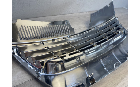 Решетка радиатора Volkswagen Passat B6