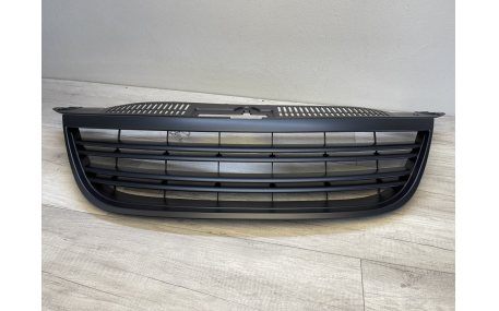 Решетка радиатора Volkswagen Tiguan 2007-2011