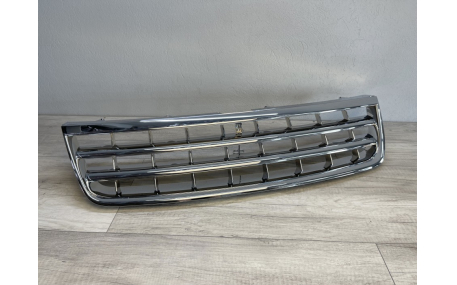 Решетка радиатора Volkswagen Touareg 2002-2006
