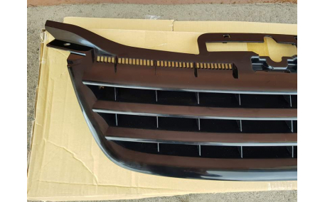 Решетка радиатора Volkswagen Touran 2003-2006