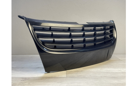 Решетка радиатора Volkswagen Touran 2007-2010