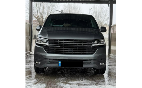 Решетка радиатора Volkswagen T6 2020-2024