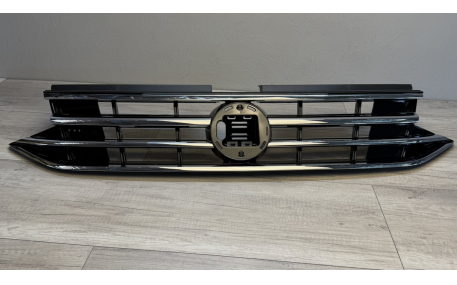 Решетка радиатора Volkswagen Tiguan 2020-2023