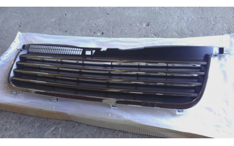Решетка радиатора Volkswagen Passat B5 2000-2005
