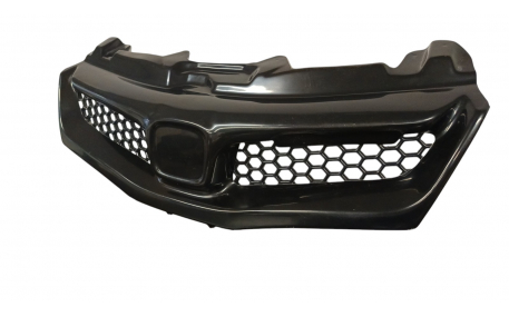 Решетка радиатора Honda Civic 4D