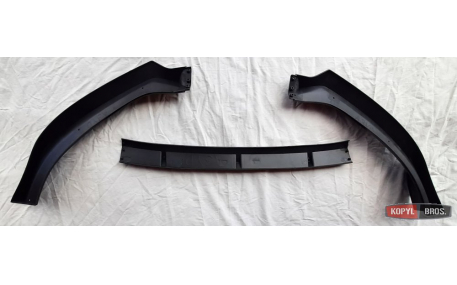 Накладка передняя Audi A3 8V 2016-2020