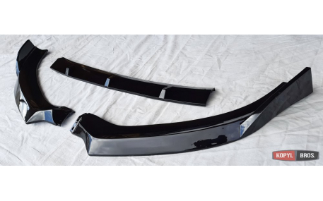 Накладка передняя Audi A3 8V 2016-2020