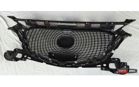 Решетка радиатора Mazda 3