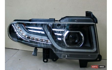 Фары передние Toyota FJ Cruiser