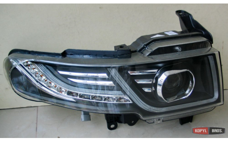 Фары передние Toyota FJ Cruiser