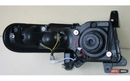 Фары передние Toyota FJ Cruiser