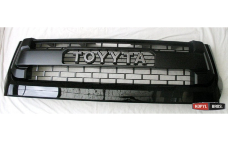 Решетка радиатора Toyota Tundra