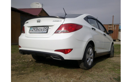Накладка задняя Hyundai Accent