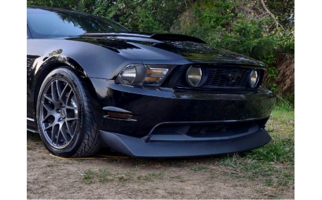 Накладка передняя Ford Mustang 2010-2012