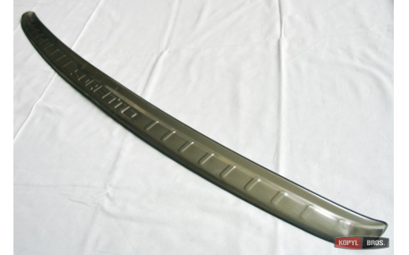 Накладка на задний бампер Kia Sorento