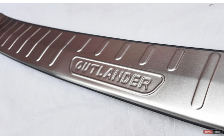 Накладка на задний бампер Mitsubishi Outlander