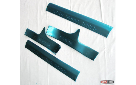 Накладки на пороги Nissan X-Trail T32