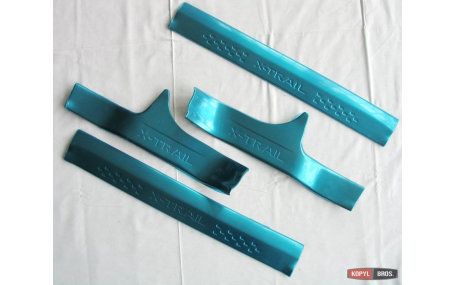 Накладки на пороги Nissan X-Trail T32