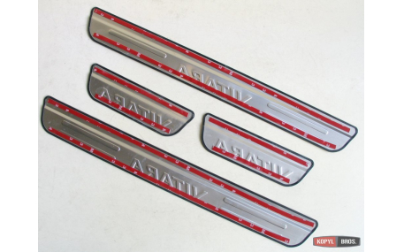 Накладки на пороги Suzuki Vitara