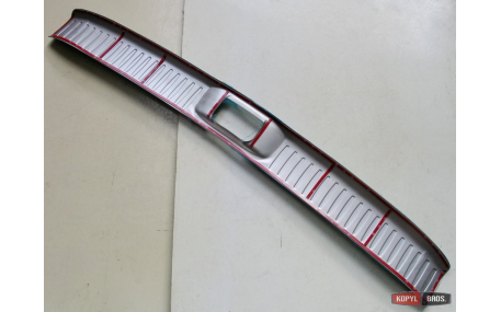 Накладка на задний бампер Toyota Highlander