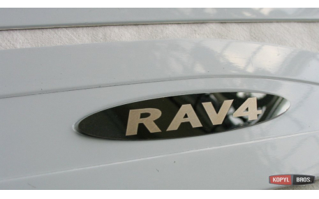 Молдинги дверей Toyota RAV4