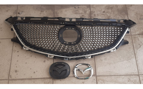 Решетка радиатора Mazda 6