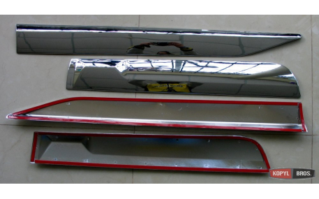 Молдинги дверей Toyota Hilux