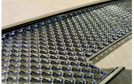 Решетка радиатора Toyota Hilux 2015-2017