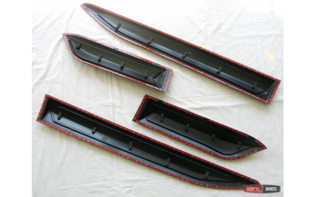 Молдинги дверей Mitsubishi L200