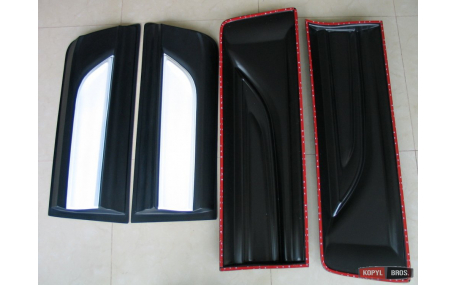 Молдинги дверей Toyota Hilux