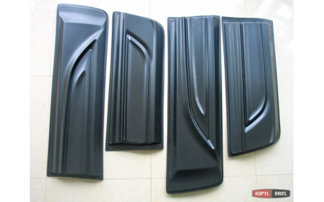 Молдинги дверей Toyota Hilux