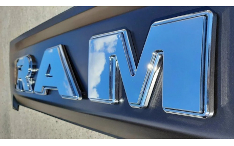 Накладка на задний борт Dodge RAM