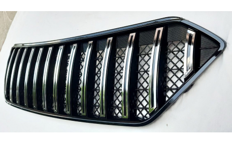 Решетка радиатора Hyundai Santa Fe 2013-2015