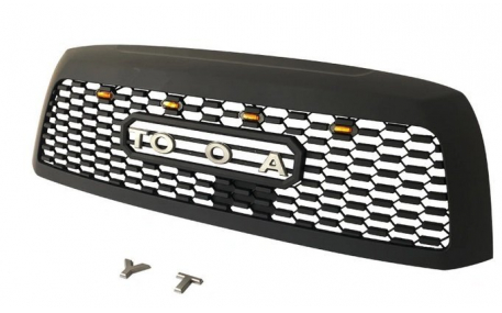 Решетка радиатора Toyota Sequoia