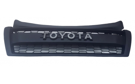 Решетка радиатора Toyota Land Cruiser Prado 150 2013-2017