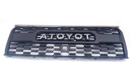 Решетка радиатора Toyota Land Cruiser Prado 150 2017-2023