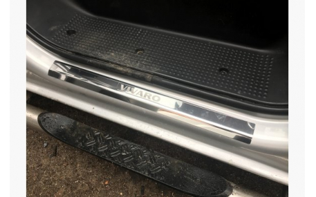 Накладки на пороги Opel Vivaro