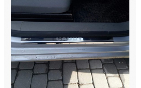 Накладки на пороги Volkswagen Caddy
