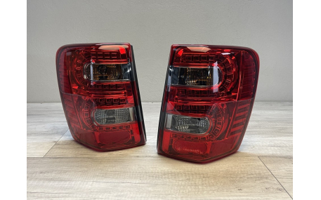 Фонари задние JEEP Grand Cherokee